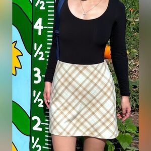 Aritzia mini skirt